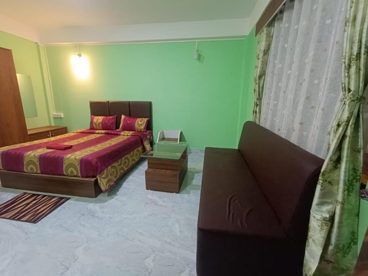 Отель Abode Me Me Ai Haven Черапунджи Экстерьер фото
